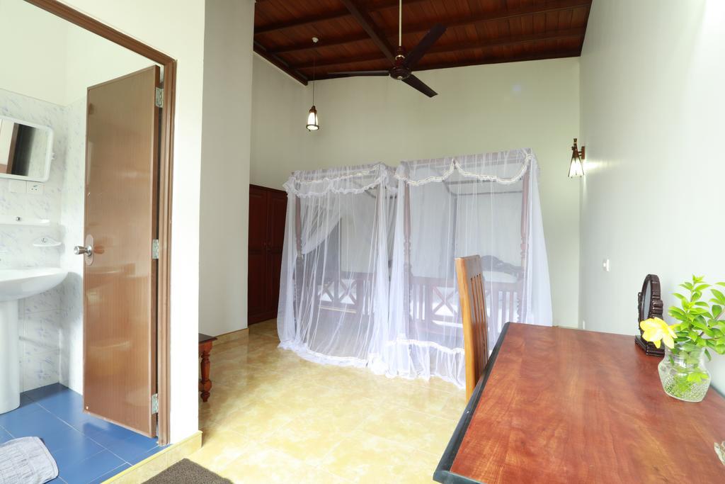 Flamingo Guest House Unawatuna Buitenkant foto