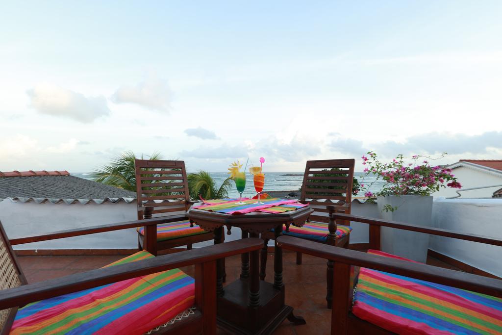Flamingo Guest House Unawatuna Buitenkant foto