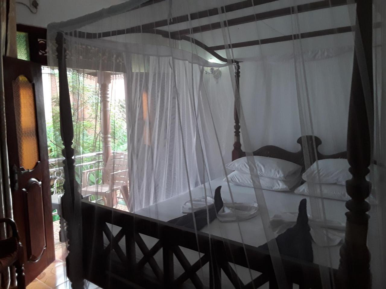 Flamingo Guest House Unawatuna Buitenkant foto