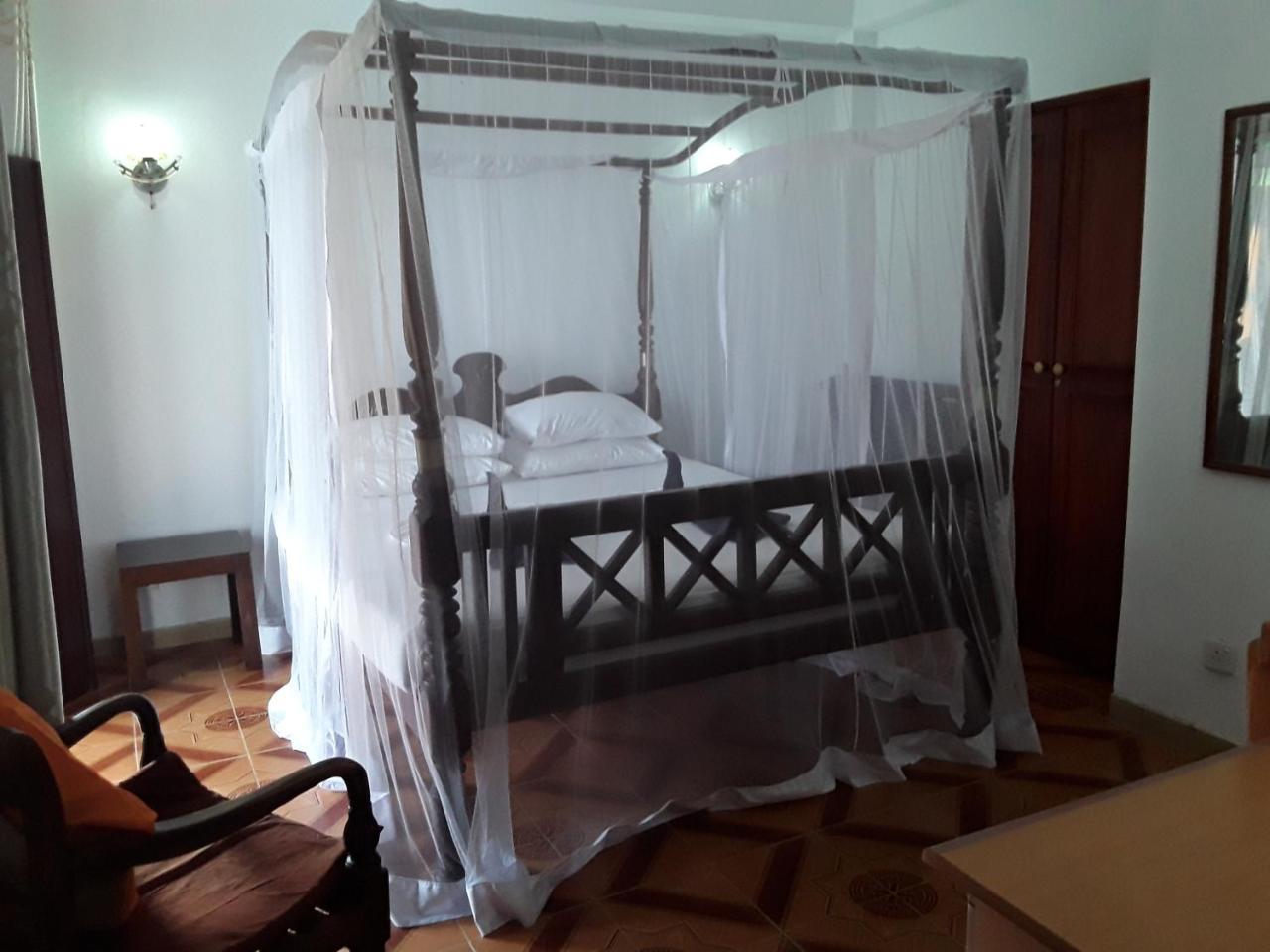 Flamingo Guest House Unawatuna Buitenkant foto
